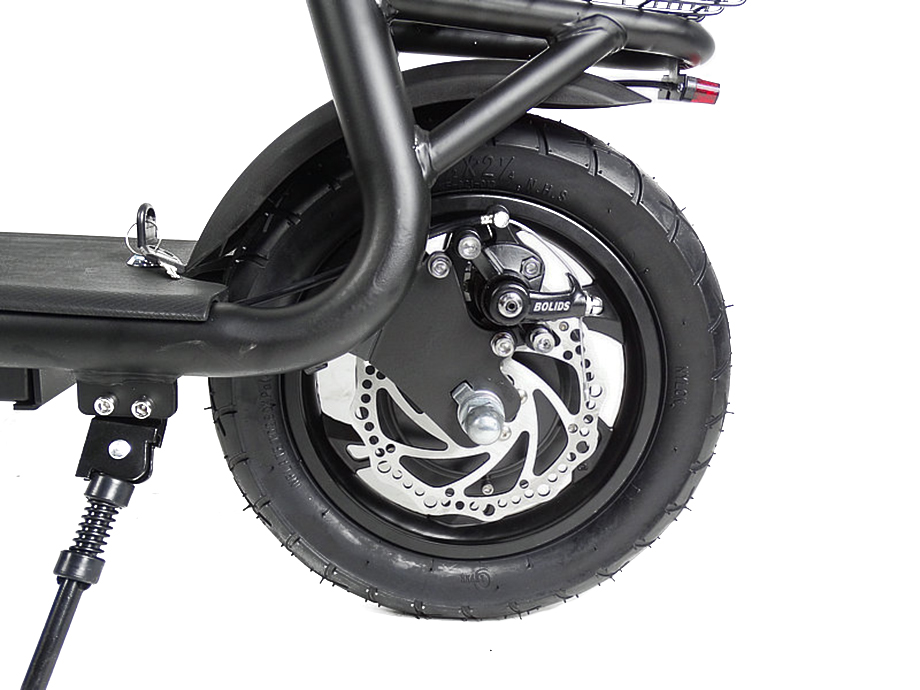 Vented disc brake and 12 inch tyre Vented disc brake and 12 inch tyre